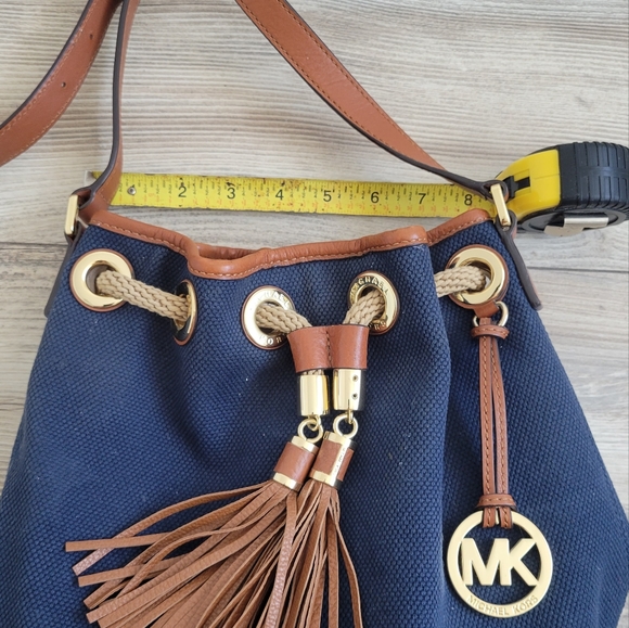 Michael Kors Midi  Marina Canvas Shoulder  Handbag Blue Crossbody 8x11 - Picture 2 of 6